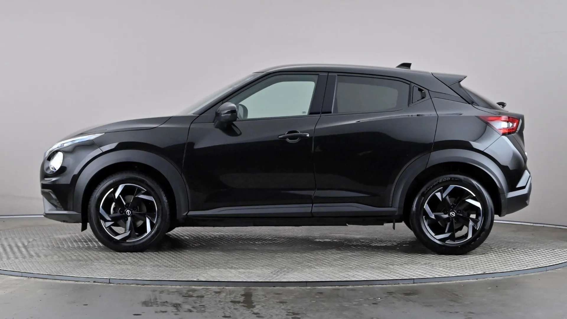 A 2024 NISSAN JUKE 1.0 DiG-T 114 N-Connecta A 2024 NISSAN JUKE 1.0 DiG-T 114 N-Connecta