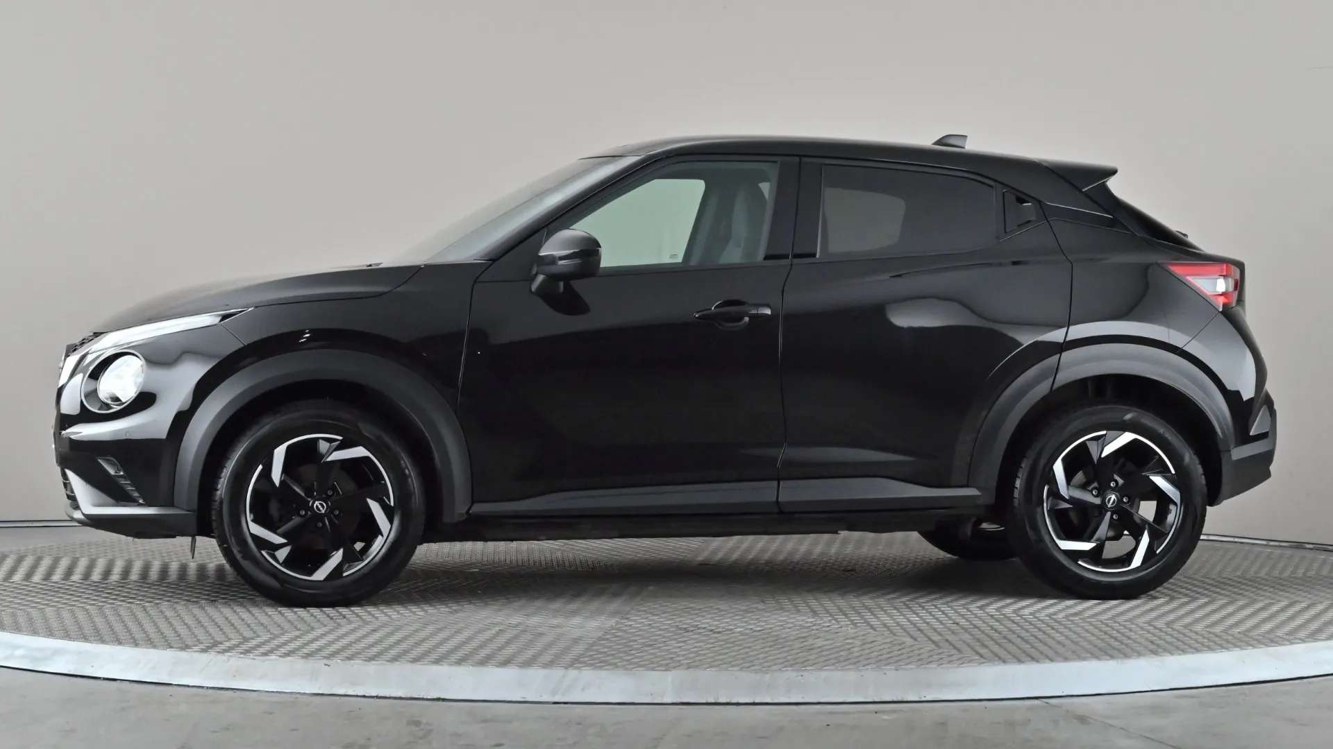 A 2024 NISSAN JUKE 1.0 DiG-T 114 N-Connecta A 2024 NISSAN JUKE 1.0 DiG-T 114 N-Connecta
