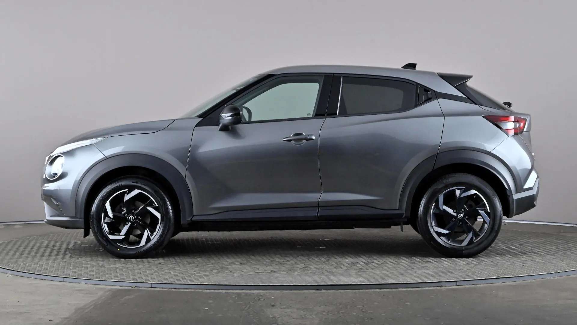 A 2024 NISSAN JUKE 1.0 DiG-T 114 N-Connecta A 2024 NISSAN JUKE 1.0 DiG-T 114 N-Connecta