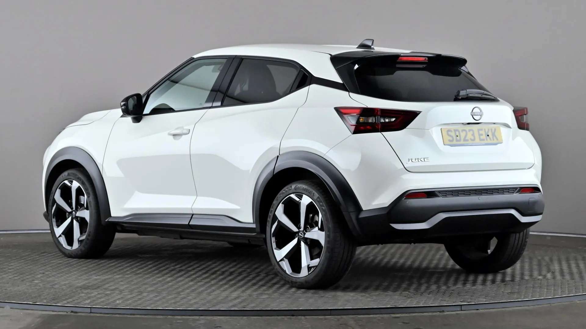 A 2023 NISSAN JUKE 1.0 DiG-T 114 Tekna DCT A 2023 NISSAN JUKE 1.0 DiG-T 114 Tekna DCT