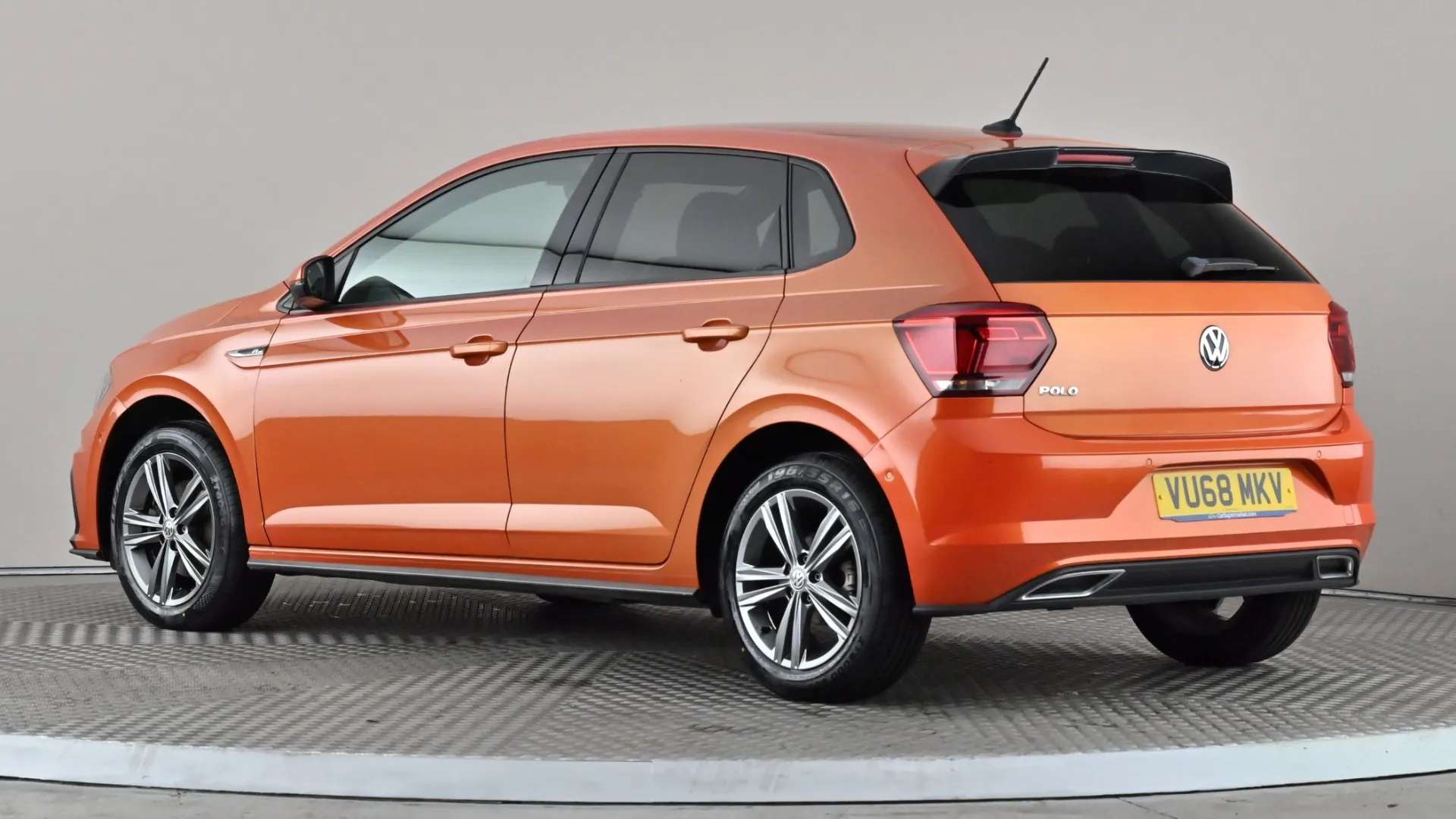 A 2018 VOLKSWAGEN POLO 1.0 TSI 115 R-Line DSG A 2018 VOLKSWAGEN POLO 1.0 TSI 115 R-Line DSG