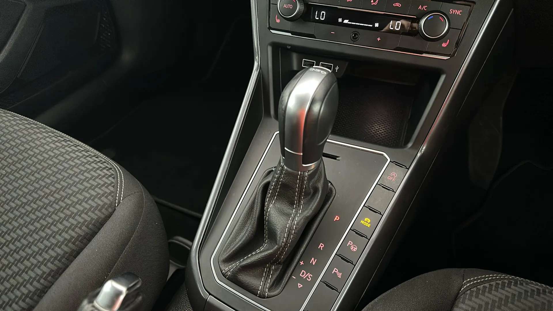2018 VOLKSWAGEN POLO 2018 VOLKSWAGEN POLO