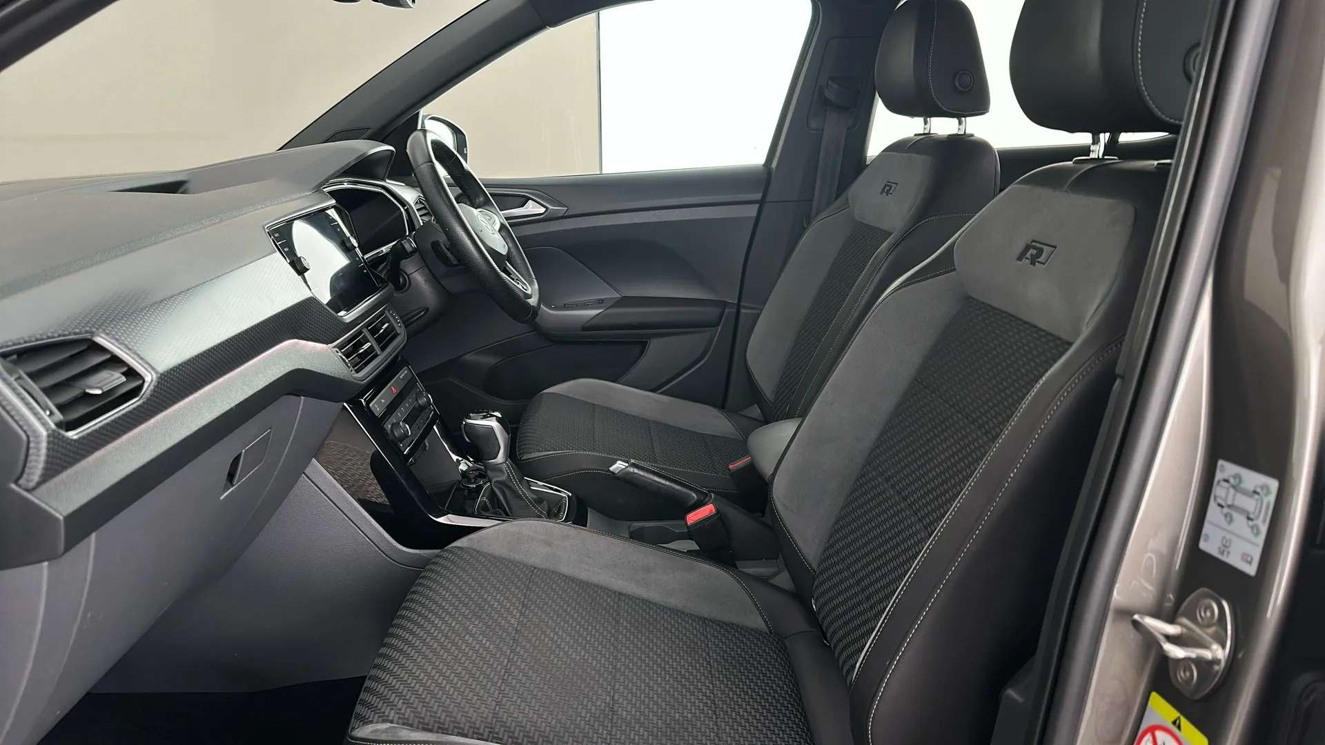 2019 VOLKSWAGEN T-CROSS 2019 VOLKSWAGEN T-CROSS