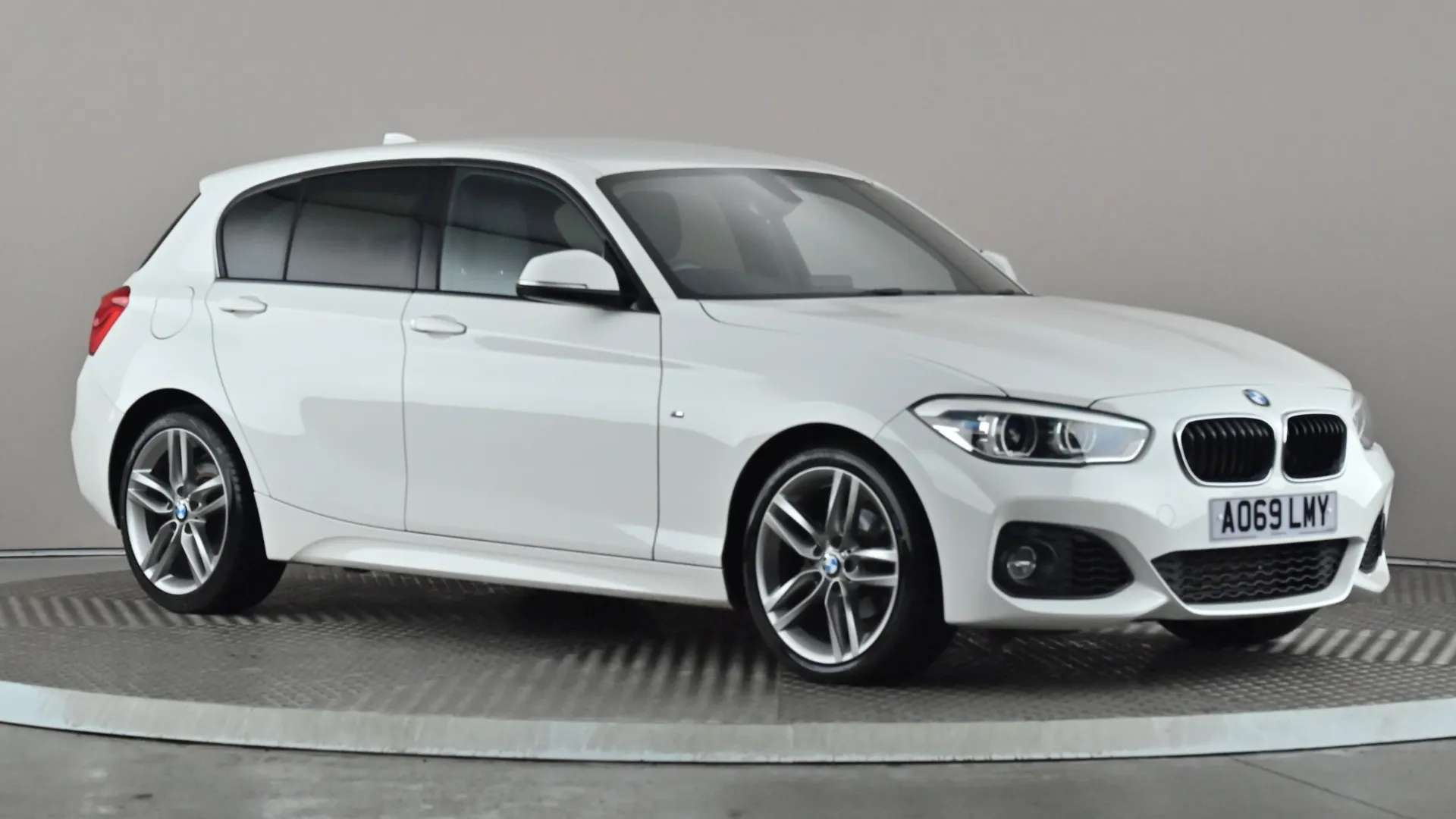 2019 BMW 1 SERIES 2019 BMW 1 SERIES
