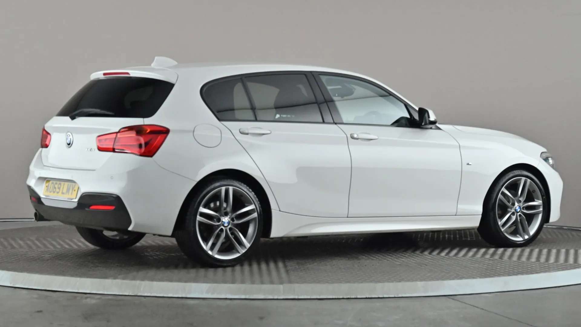 2019 BMW 1 SERIES 2019 BMW 1 SERIES