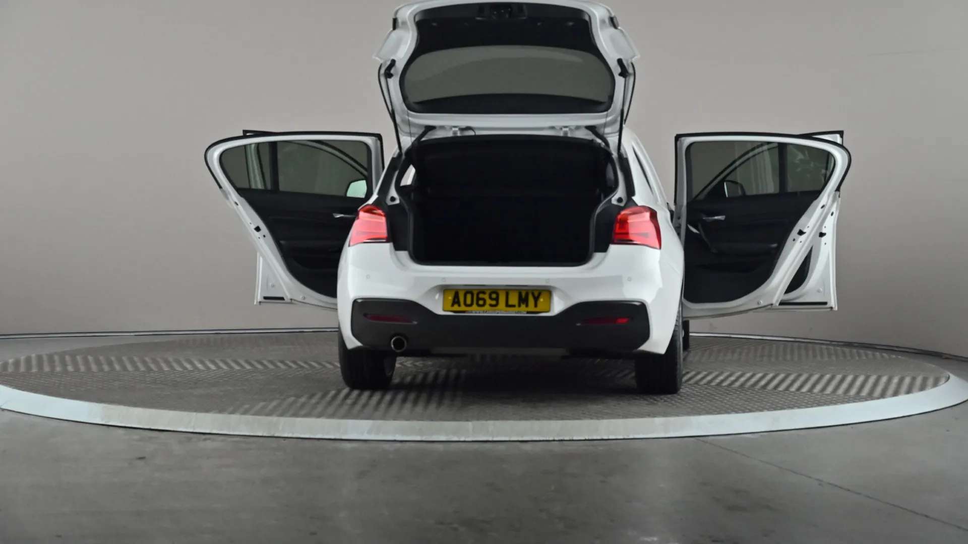 2019 BMW 1 SERIES 2019 BMW 1 SERIES