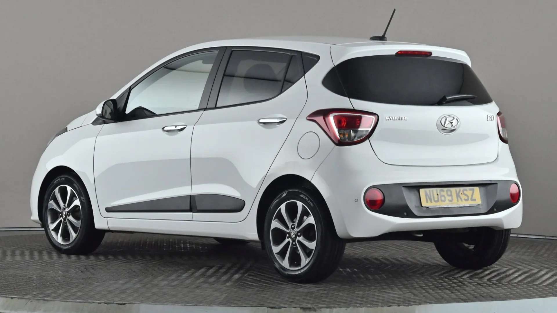 A 2019 HYUNDAI I10 1.2 Premium SE A 2019 HYUNDAI I10 1.2 Premium SE