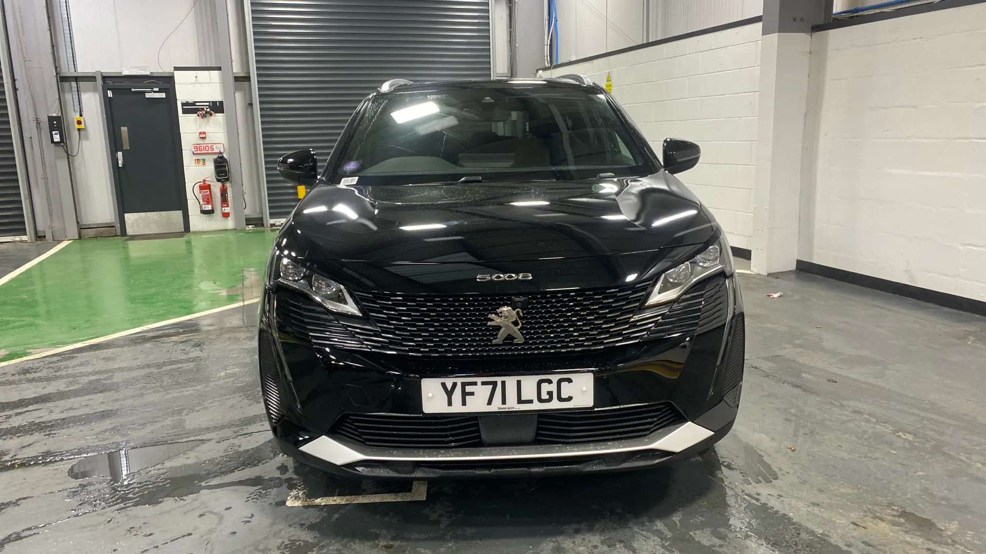 2021 PEUGEOT 5008 2021 PEUGEOT 5008