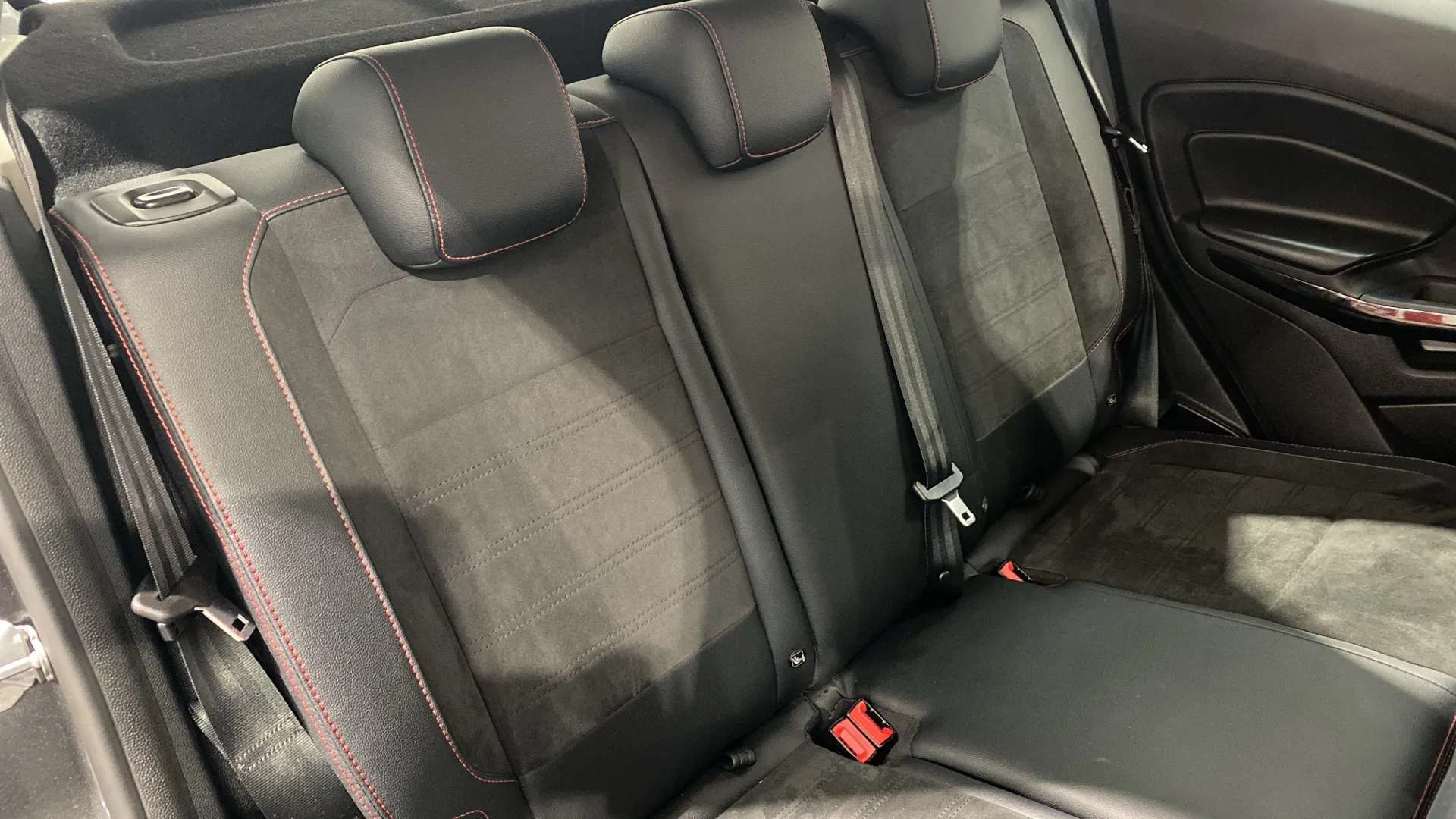 A 2022 FORD ECOSPORT 1.0 EcoBoost 125 ST-Line A 2022 FORD ECOSPORT 1.0 EcoBoost 125 ST-Line