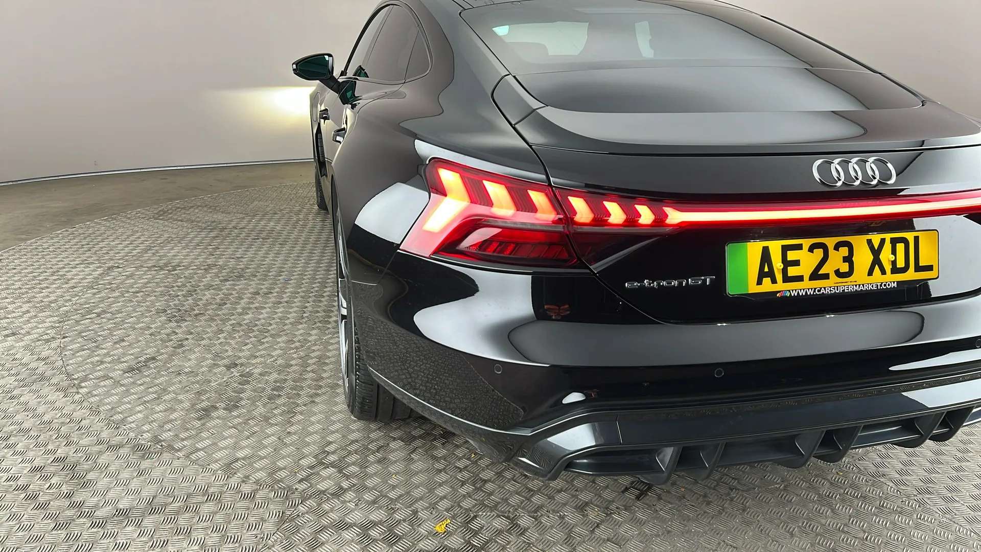 2023 AUDI E-TRON GT 2023 AUDI E-TRON GT