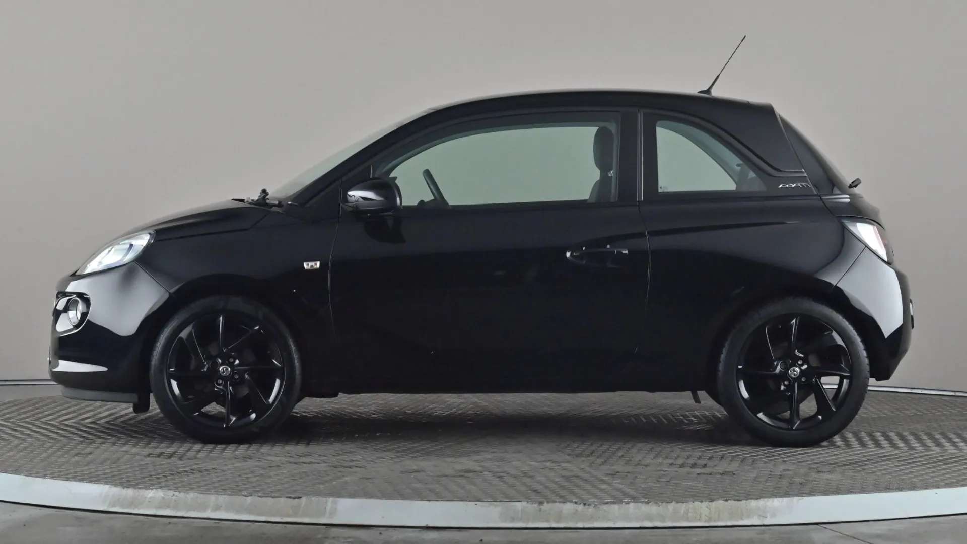 A 2019 VAUXHALL ADAM 1.2i Energised A 2019 VAUXHALL ADAM 1.2i Energised