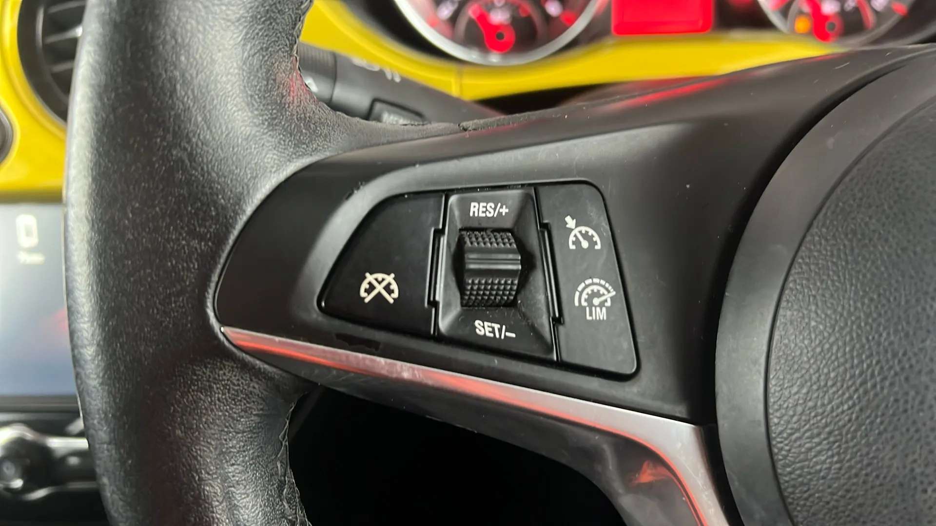 2017 VAUXHALL ADAM 2017 VAUXHALL ADAM