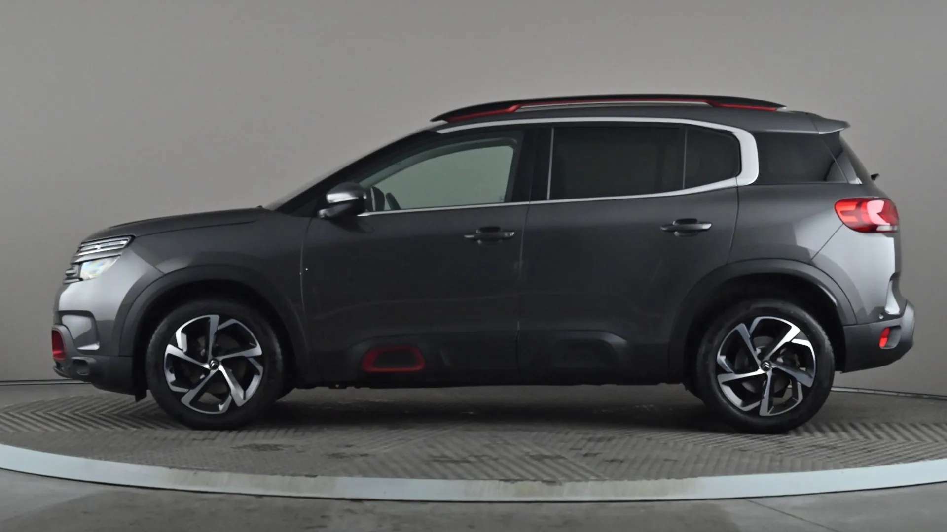 A 2020 CITROEN C5 AIRCROSS 1.5 BlueHDi 130 Flair EAT8 A 2020 CITROEN C5 AIRCROSS 1.5 BlueHDi 130 Flair EAT8