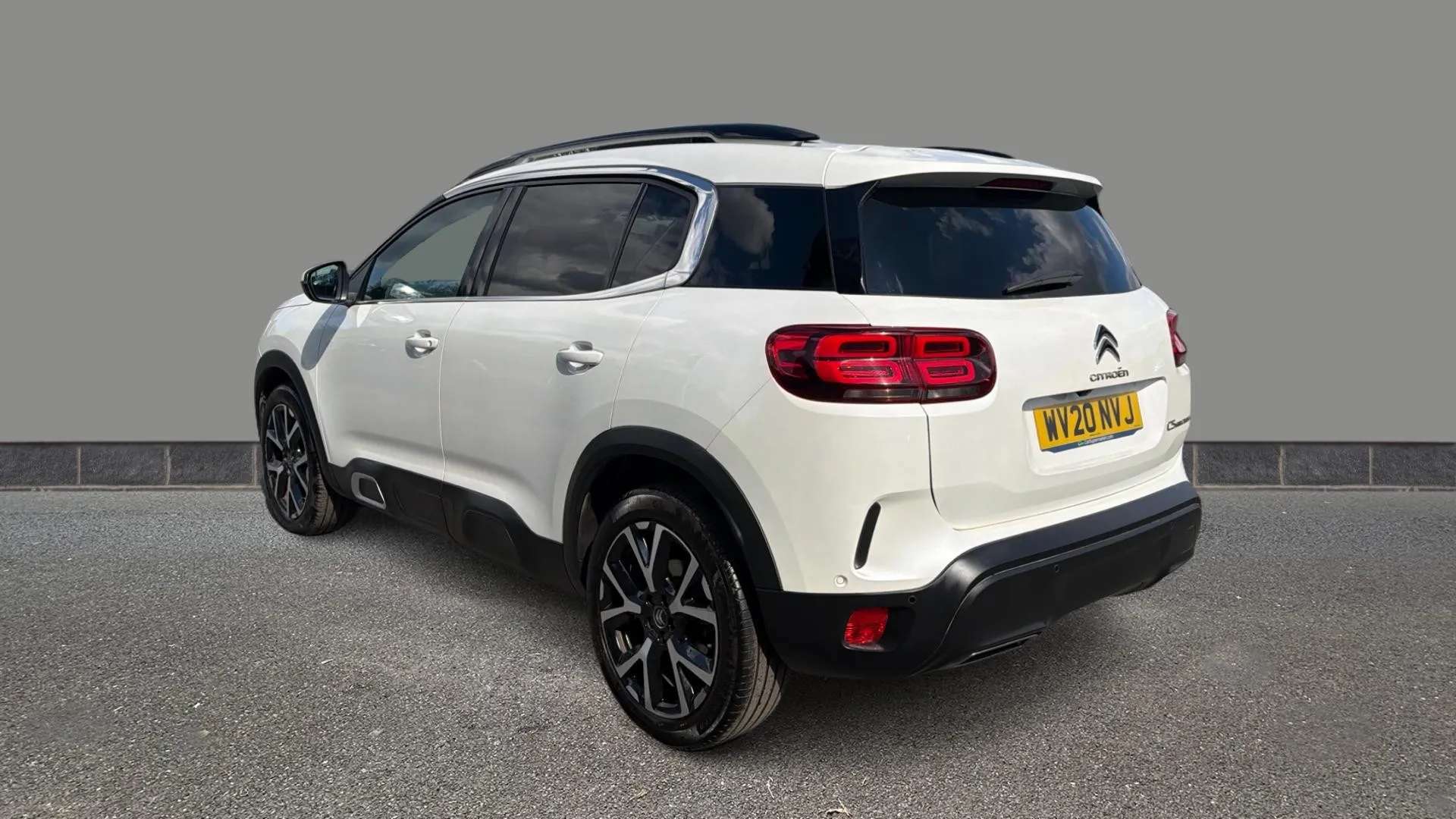 A 2020 CITROEN C5 AIRCROSS 1.2 PureTech 130 Flair Plus A 2020 CITROEN C5 AIRCROSS 1.2 PureTech 130 Flair Plus