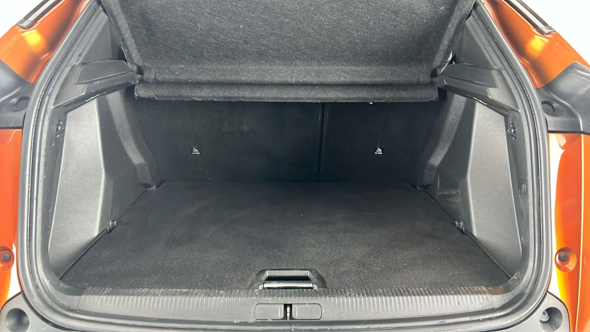 2022 PEUGEOT 2008 2022 PEUGEOT 2008