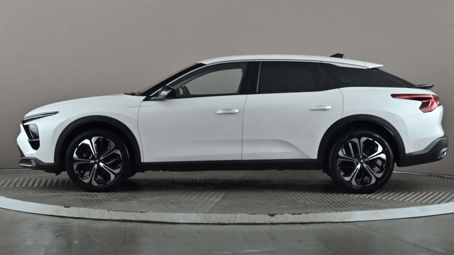 2024 CITROEN C5 X 2024 CITROEN C5 X