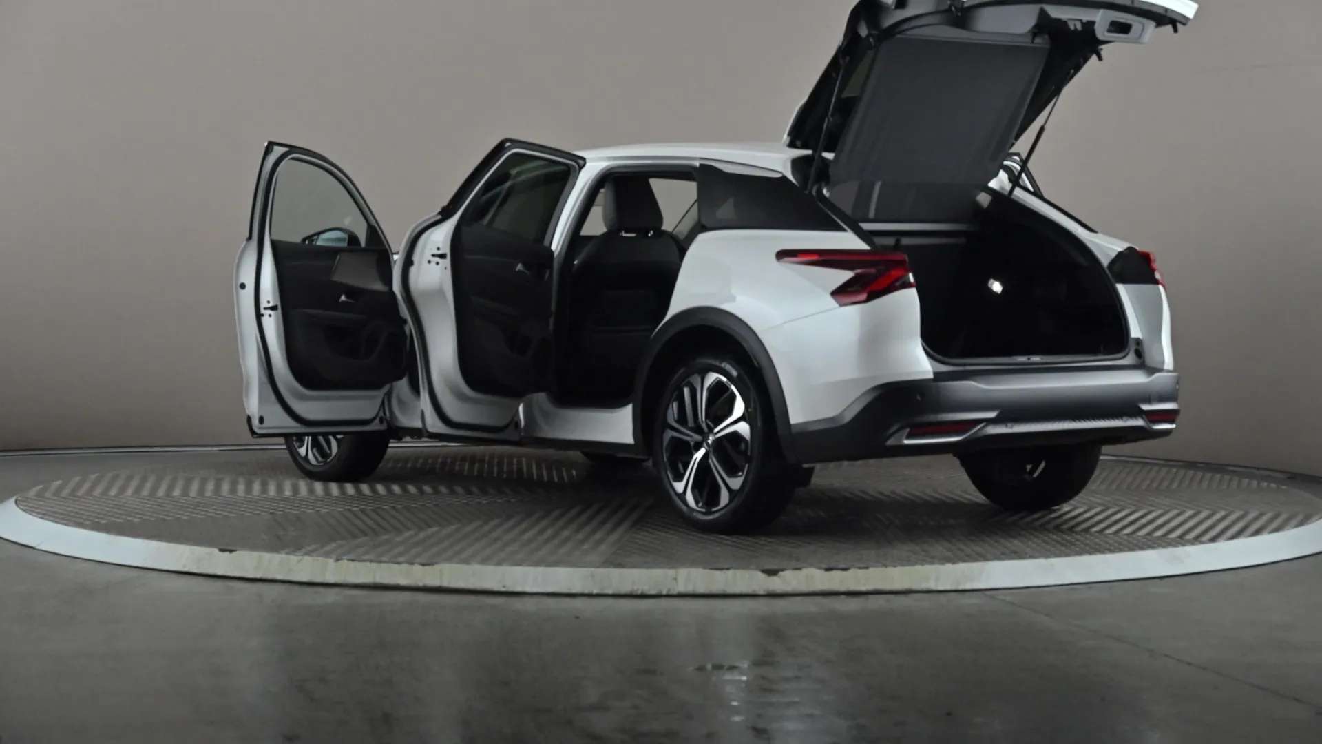 2024 CITROEN C5 X 2024 CITROEN C5 X