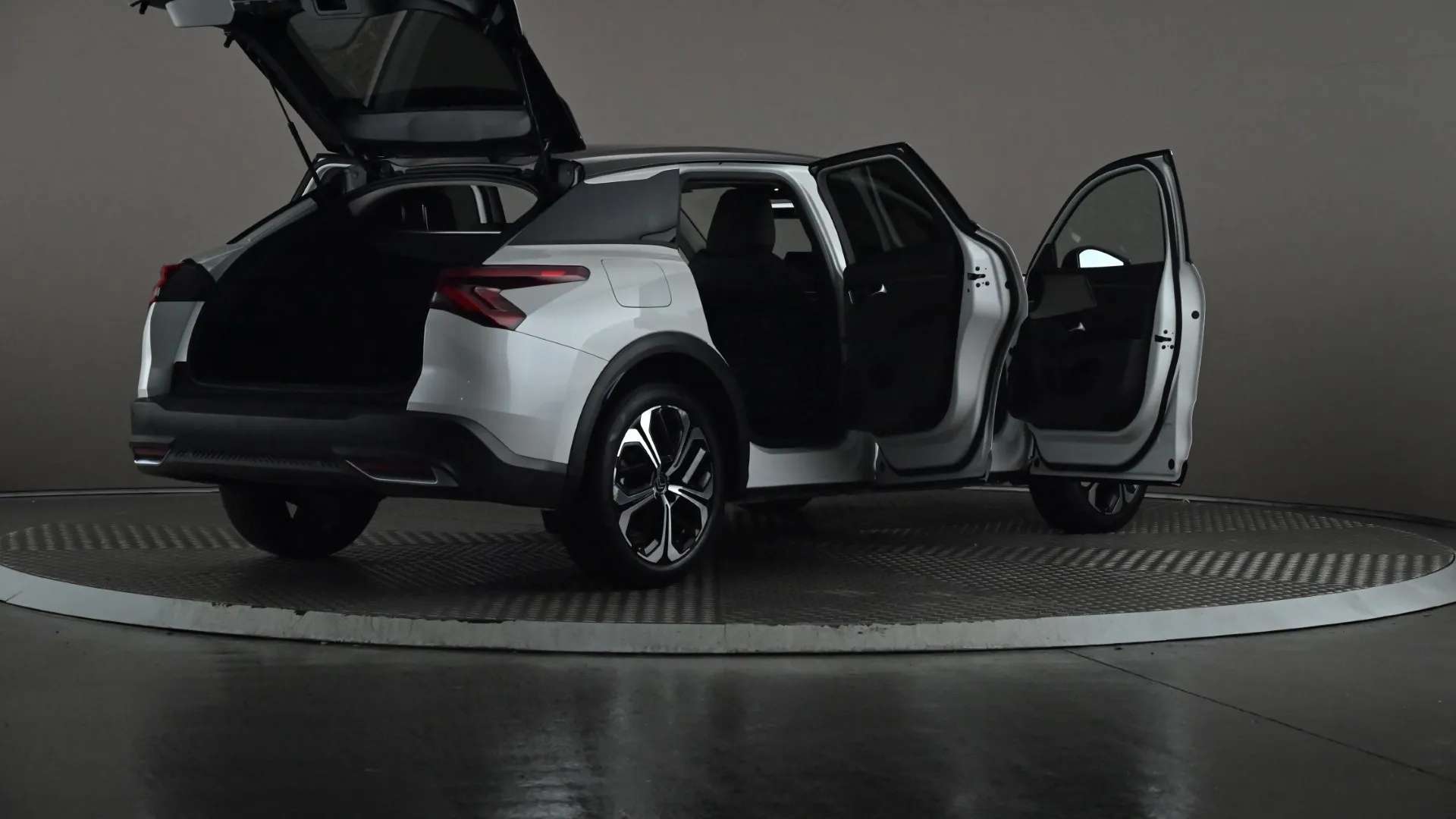 2024 CITROEN C5 X 2024 CITROEN C5 X