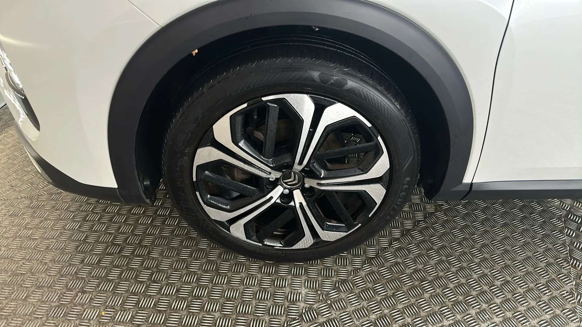 2024 CITROEN C5 X 2024 CITROEN C5 X