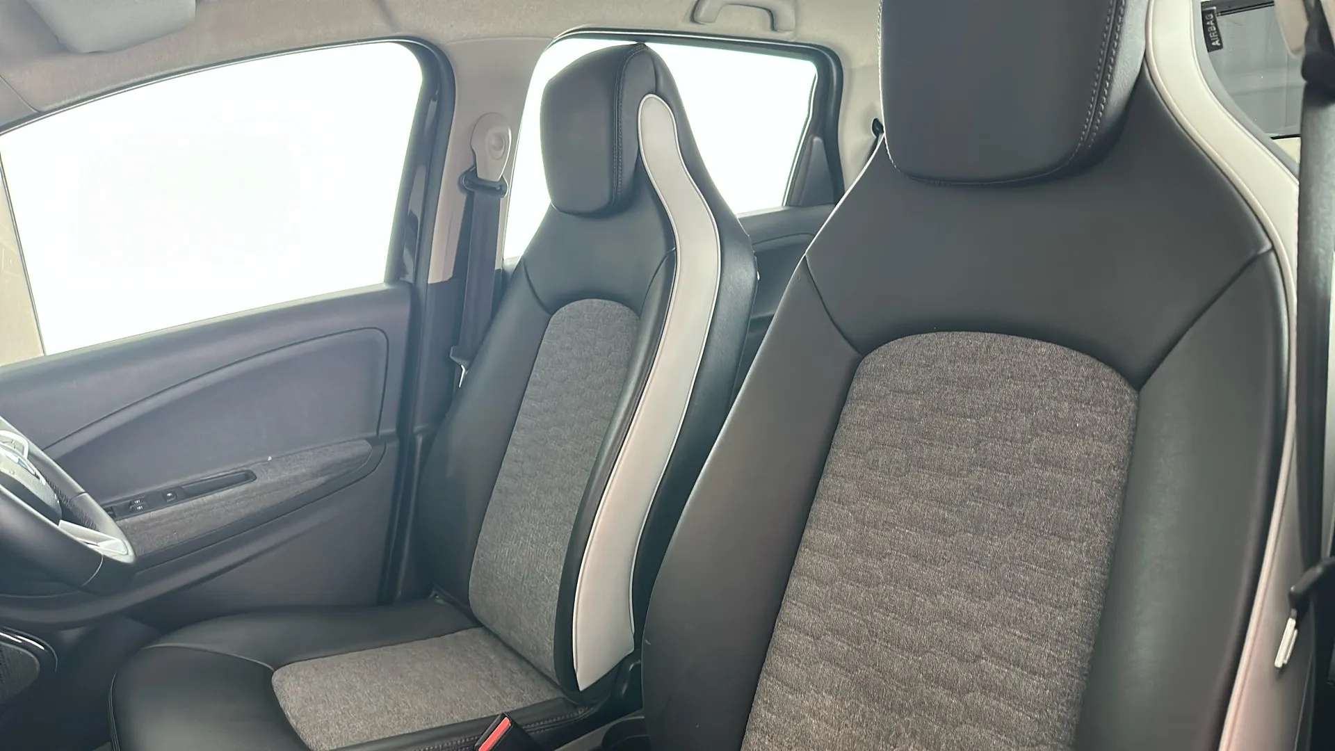 2021 RENAULT ZOE 2021 RENAULT ZOE