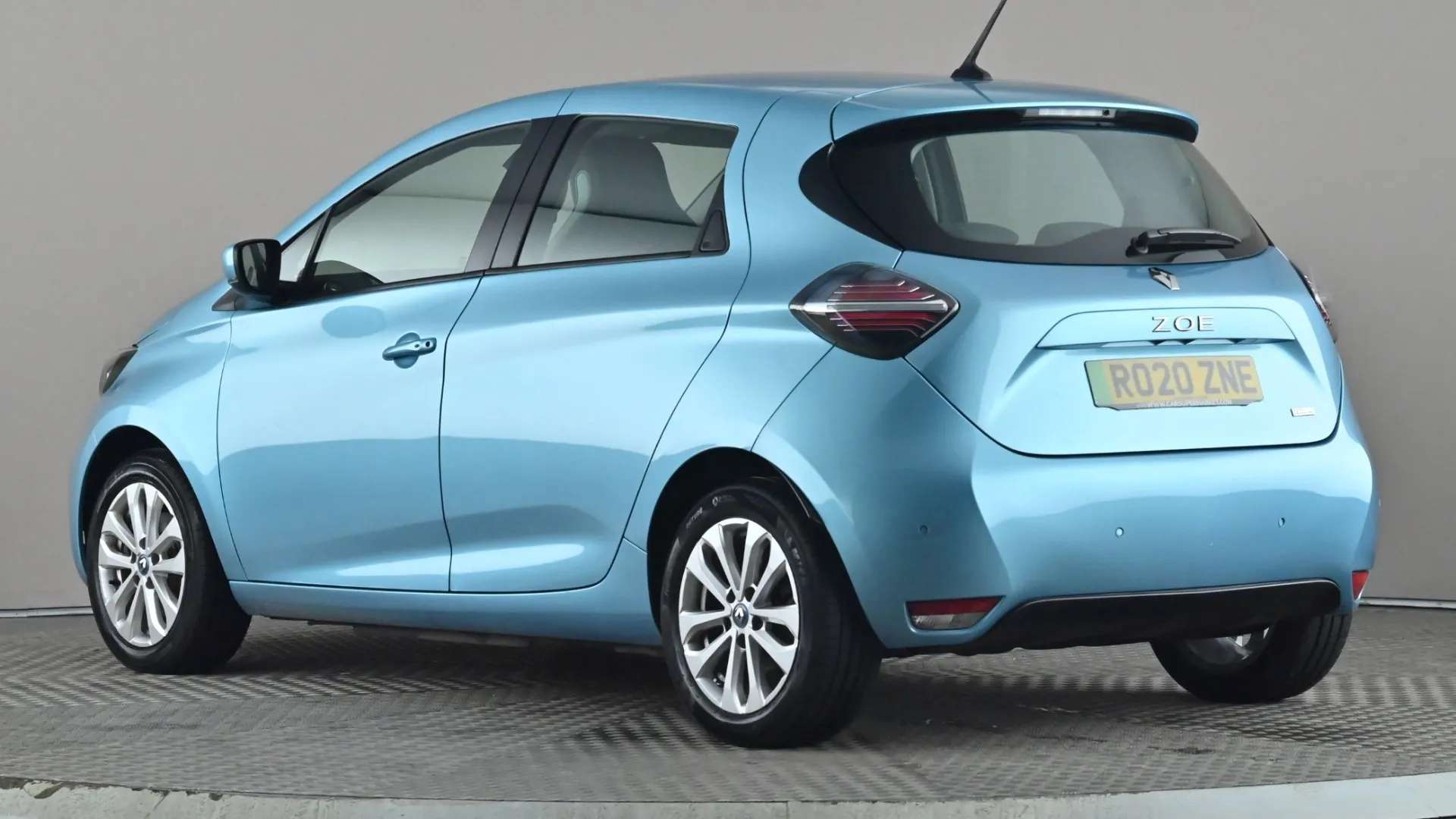 A 2020 RENAULT ZOE 100kW i Iconic R135 50kWh Auto A 2020 RENAULT ZOE 100kW i Iconic R135 50kWh Auto