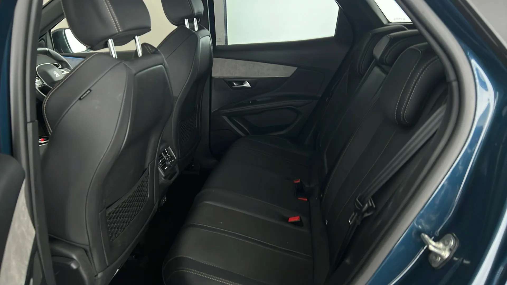 2024 PEUGEOT 3008 2024 PEUGEOT 3008