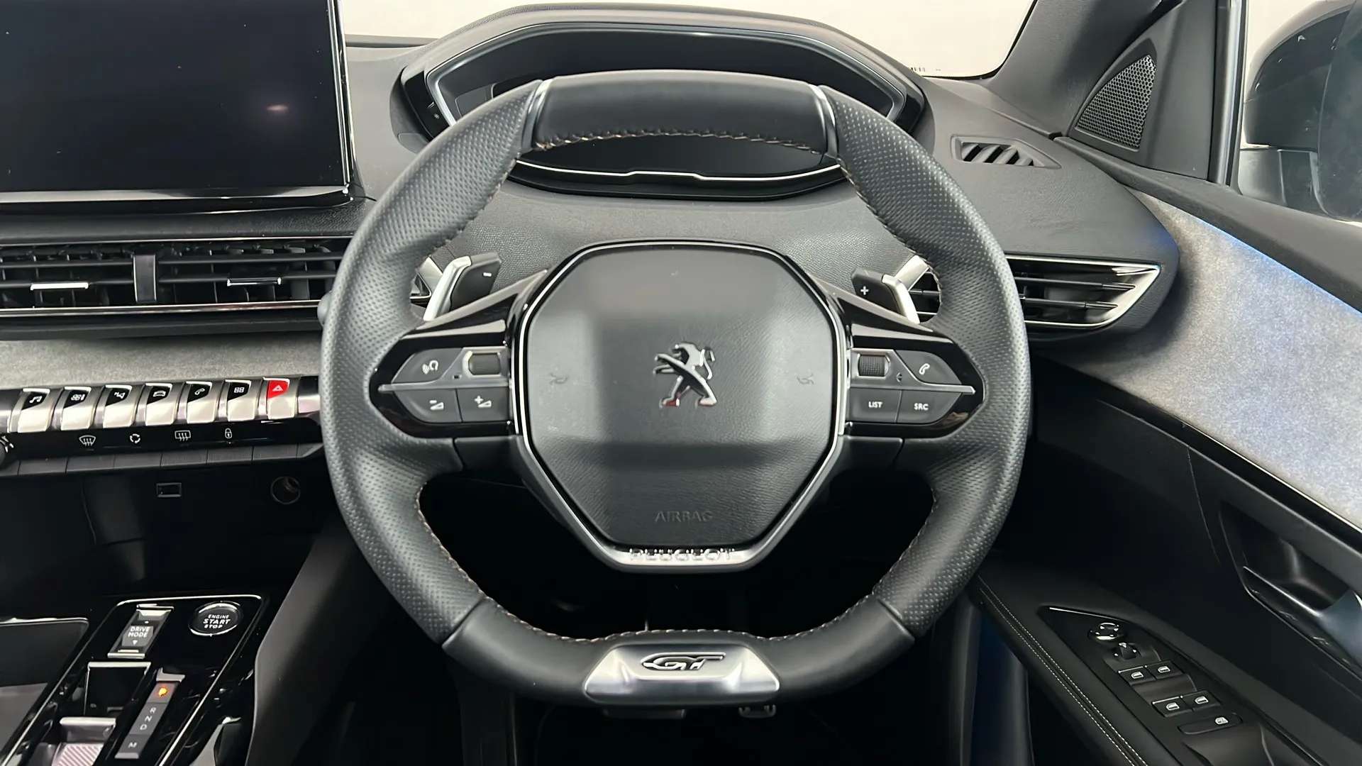 2023 PEUGEOT 3008 2023 PEUGEOT 3008