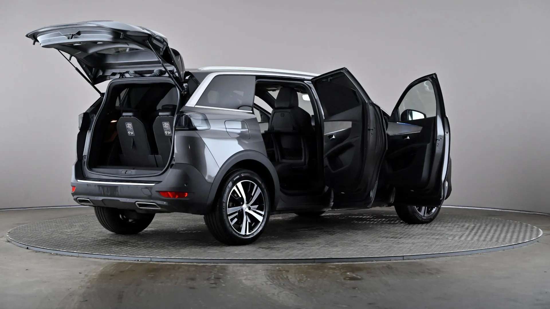 2024 PEUGEOT 5008 2024 PEUGEOT 5008