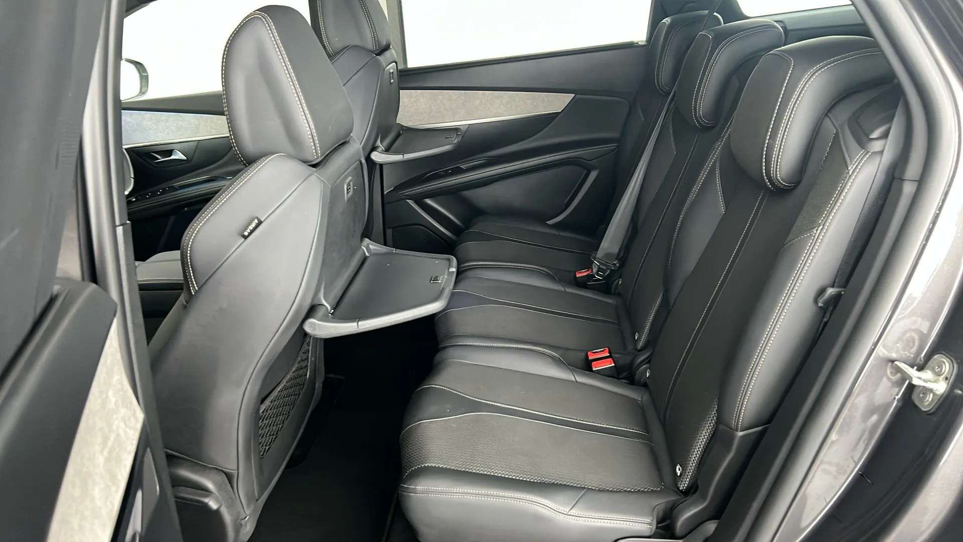 2024 PEUGEOT 5008 2024 PEUGEOT 5008