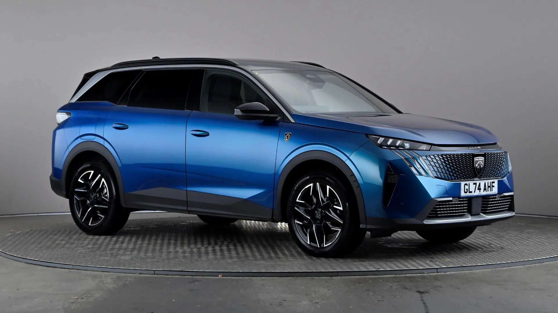 Check out this Peugeot 5008 2024 Hybrid Electric Automatic