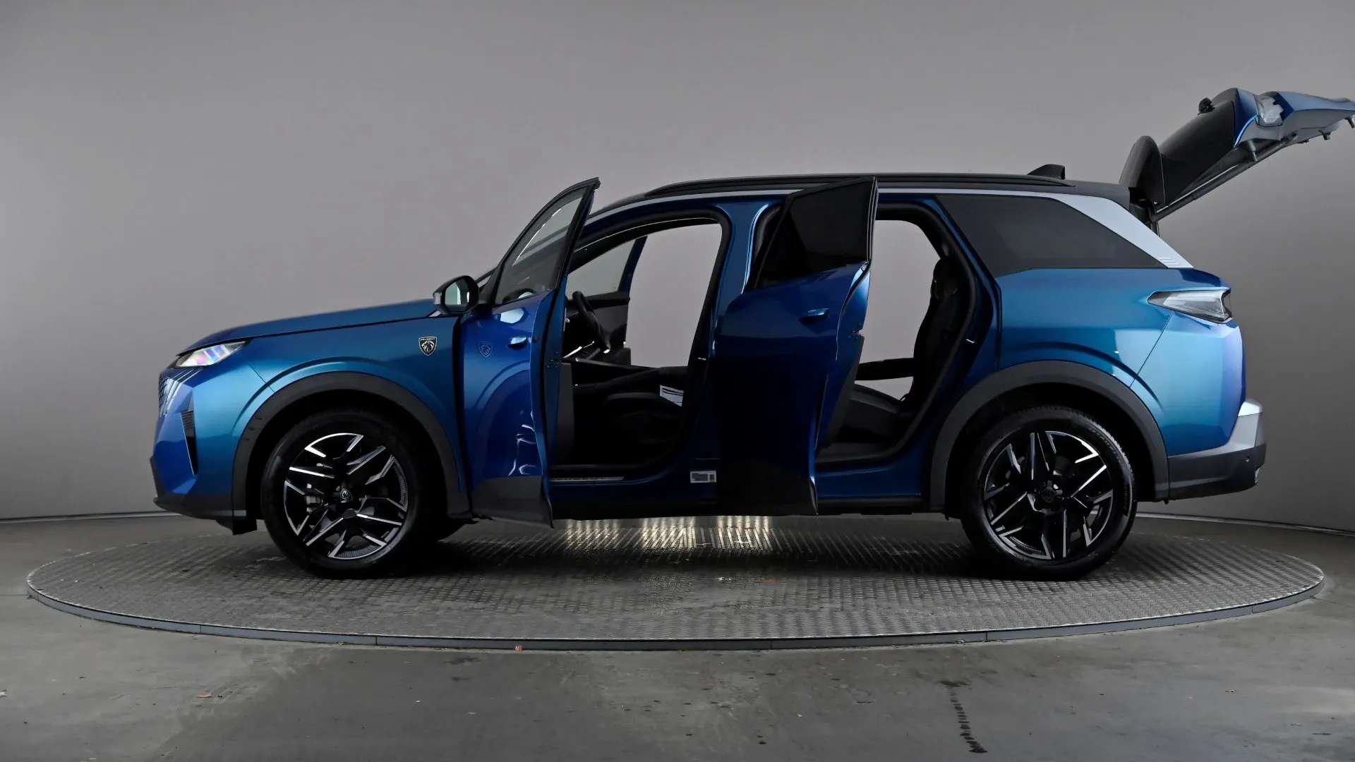 2024 PEUGEOT 5008 2024 PEUGEOT 5008