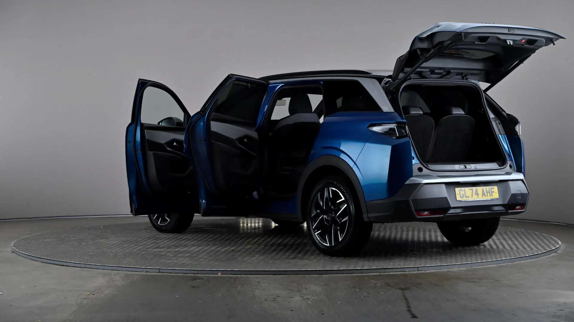 2024 PEUGEOT 5008 2024 PEUGEOT 5008