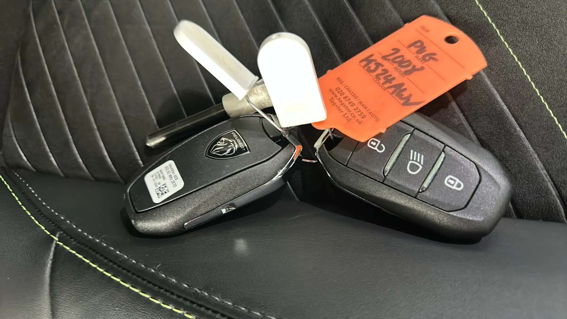 2024 PEUGEOT 2008 2024 PEUGEOT 2008