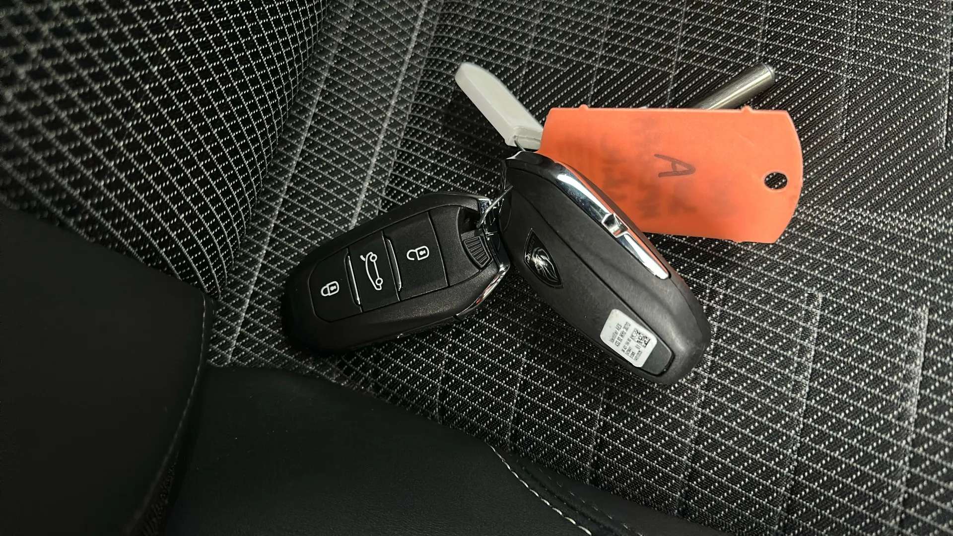 2025 PEUGEOT 3008 2025 PEUGEOT 3008