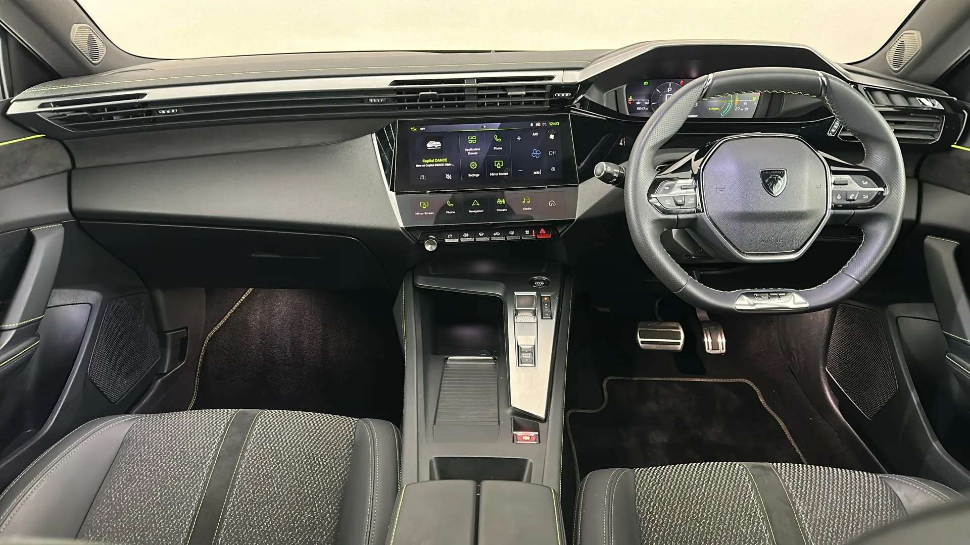 2025 PEUGEOT 408 2025 PEUGEOT 408