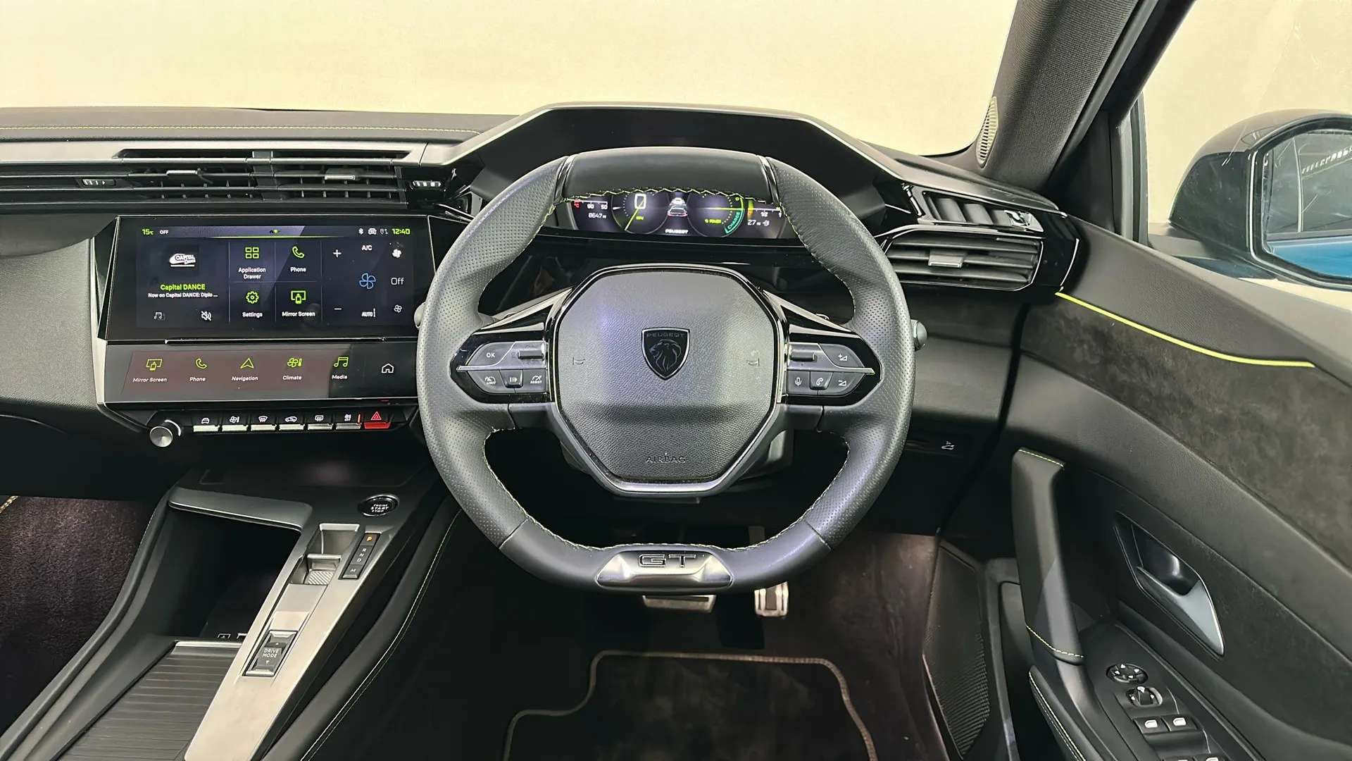 2025 PEUGEOT 408 2025 PEUGEOT 408