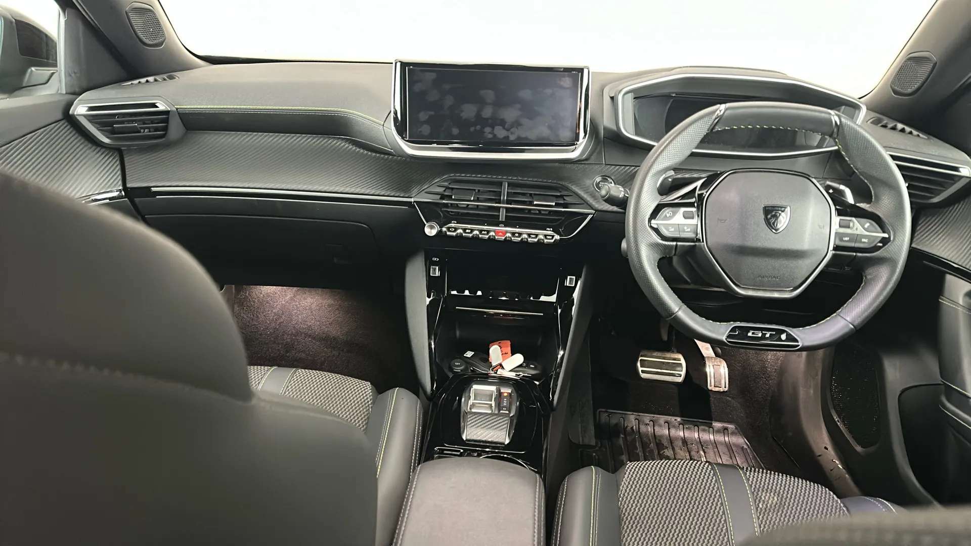 2025 PEUGEOT 2008 2025 PEUGEOT 2008