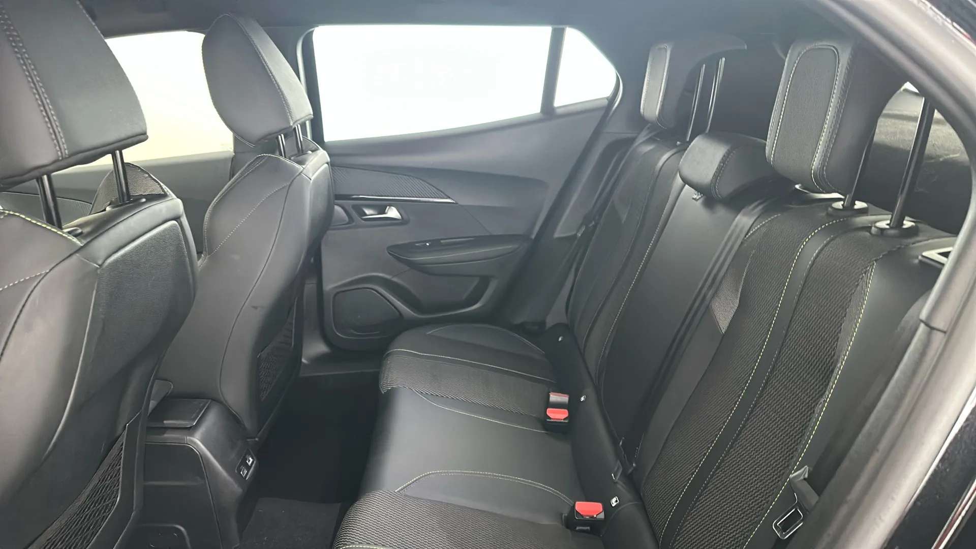 2025 PEUGEOT 2008 2025 PEUGEOT 2008