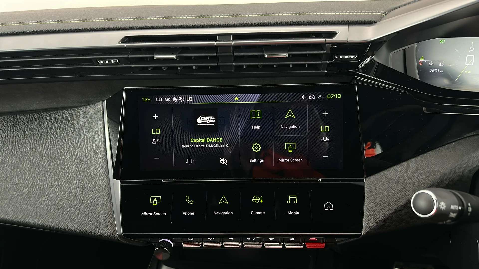 2025 PEUGEOT 408 2025 PEUGEOT 408