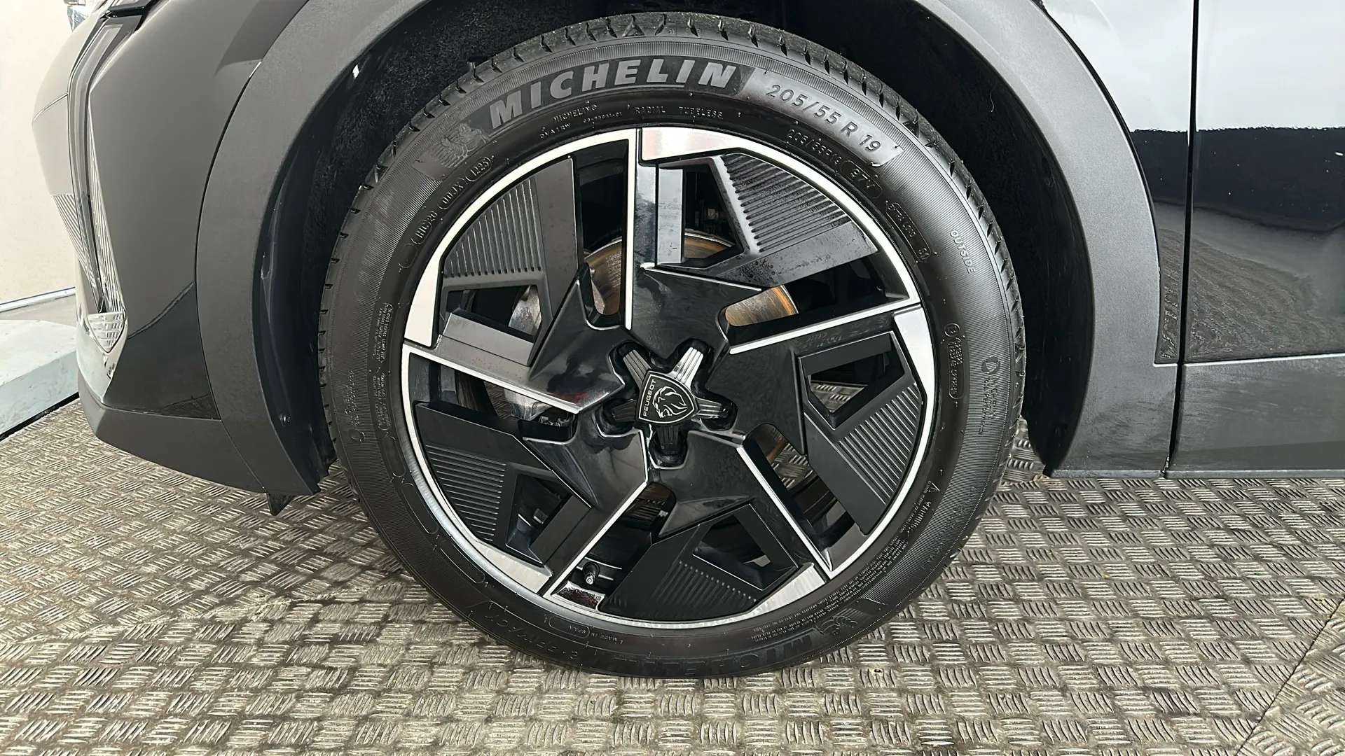 2025 PEUGEOT 408 2025 PEUGEOT 408