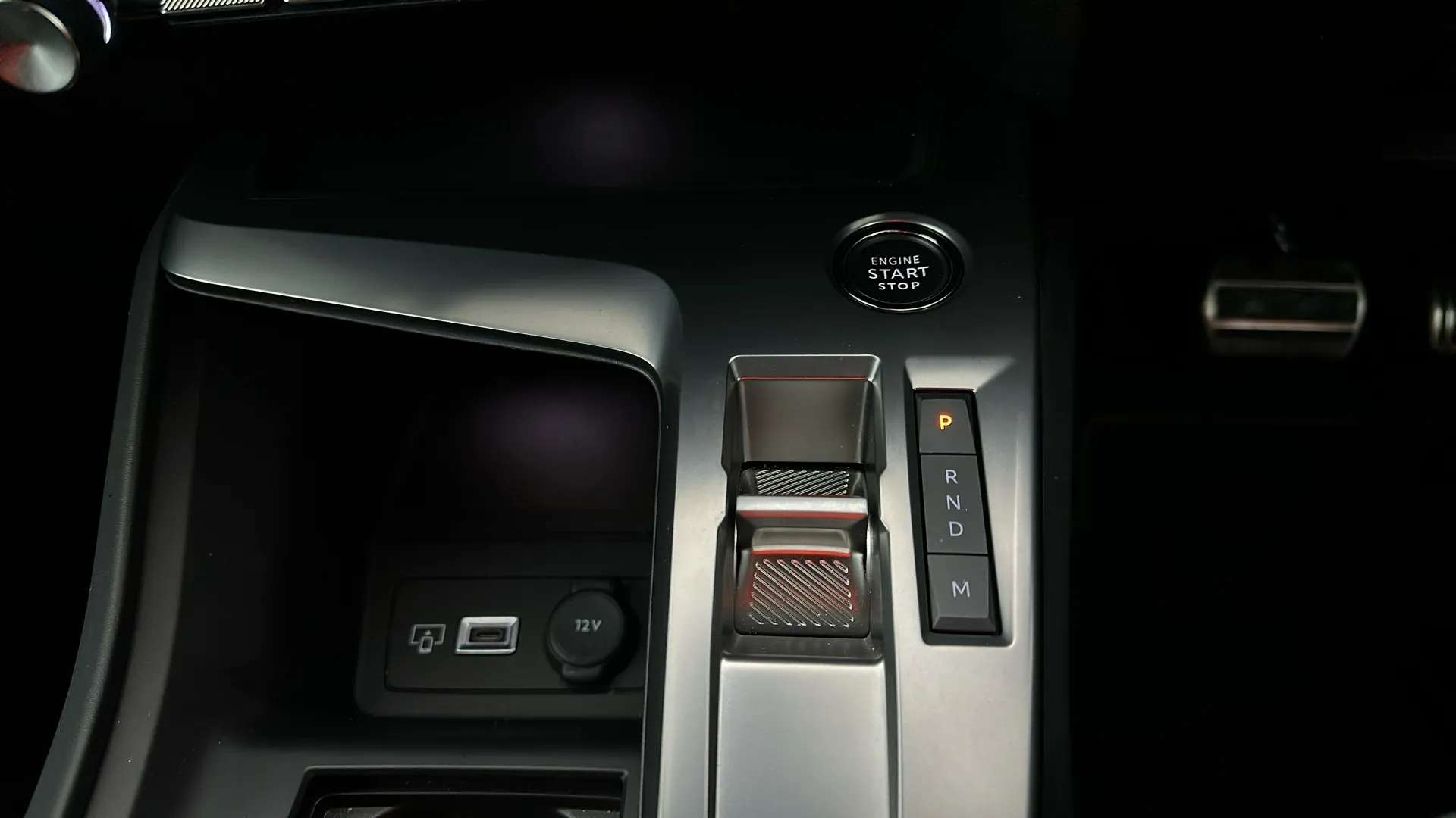 2025 PEUGEOT 408 2025 PEUGEOT 408