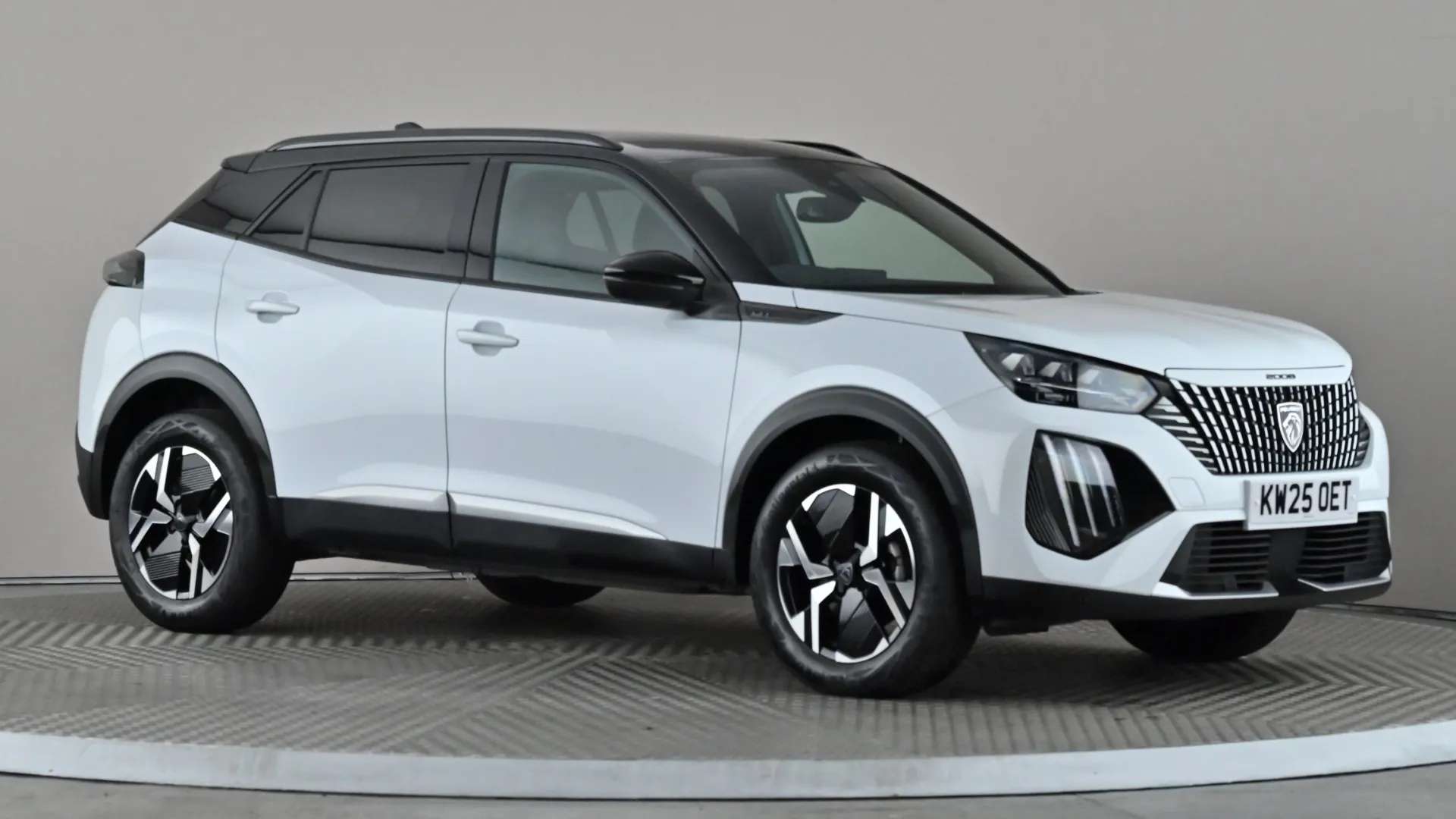 A 2025 PEUGEOT 2008 1.2 Hybrid 136 GT e-DSC6 A 2025 PEUGEOT 2008 1.2 Hybrid 136 GT e-DSC6