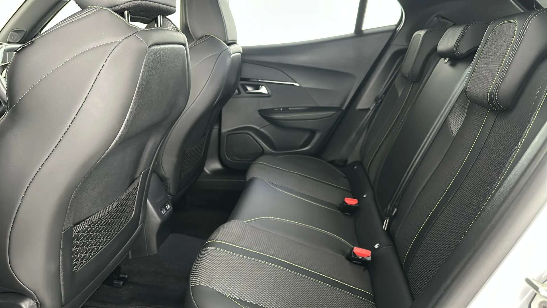 2025 PEUGEOT 2008 2025 PEUGEOT 2008