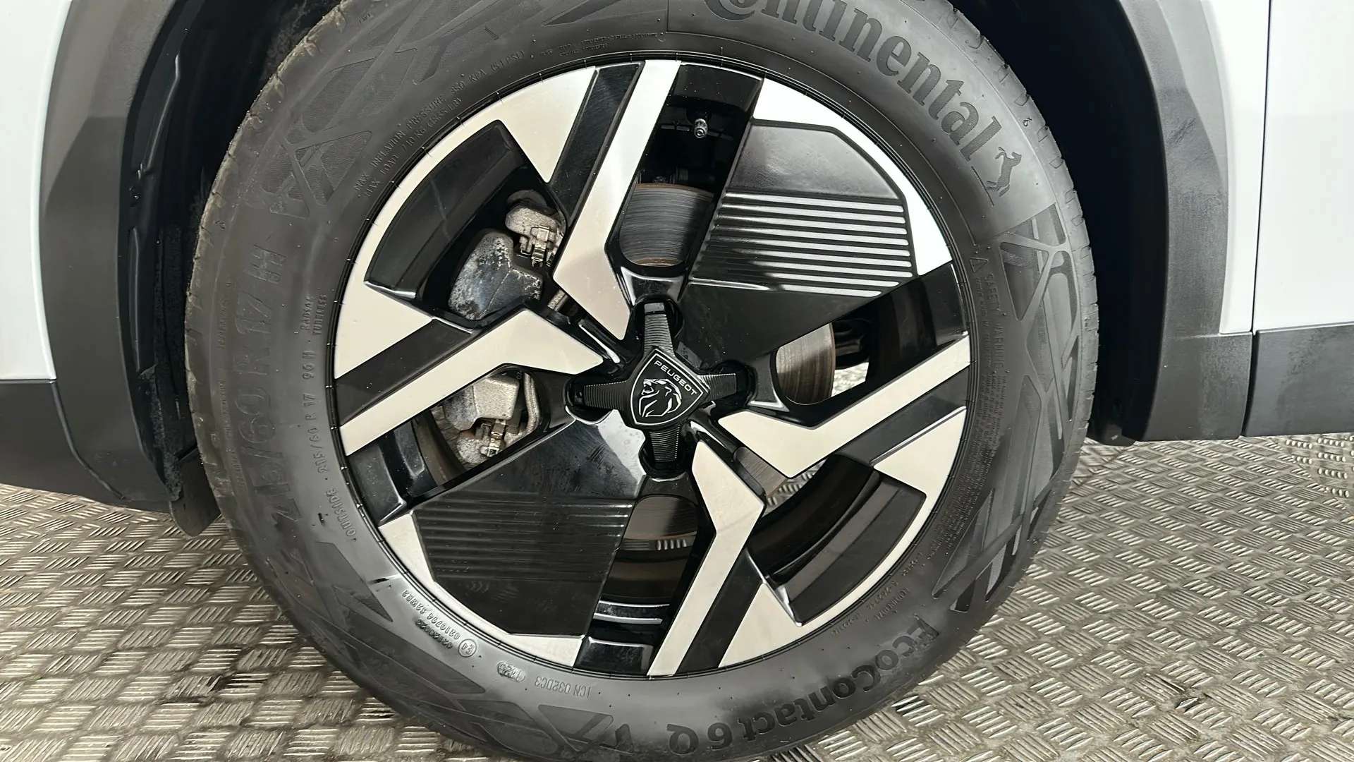 2025 PEUGEOT 2008 2025 PEUGEOT 2008