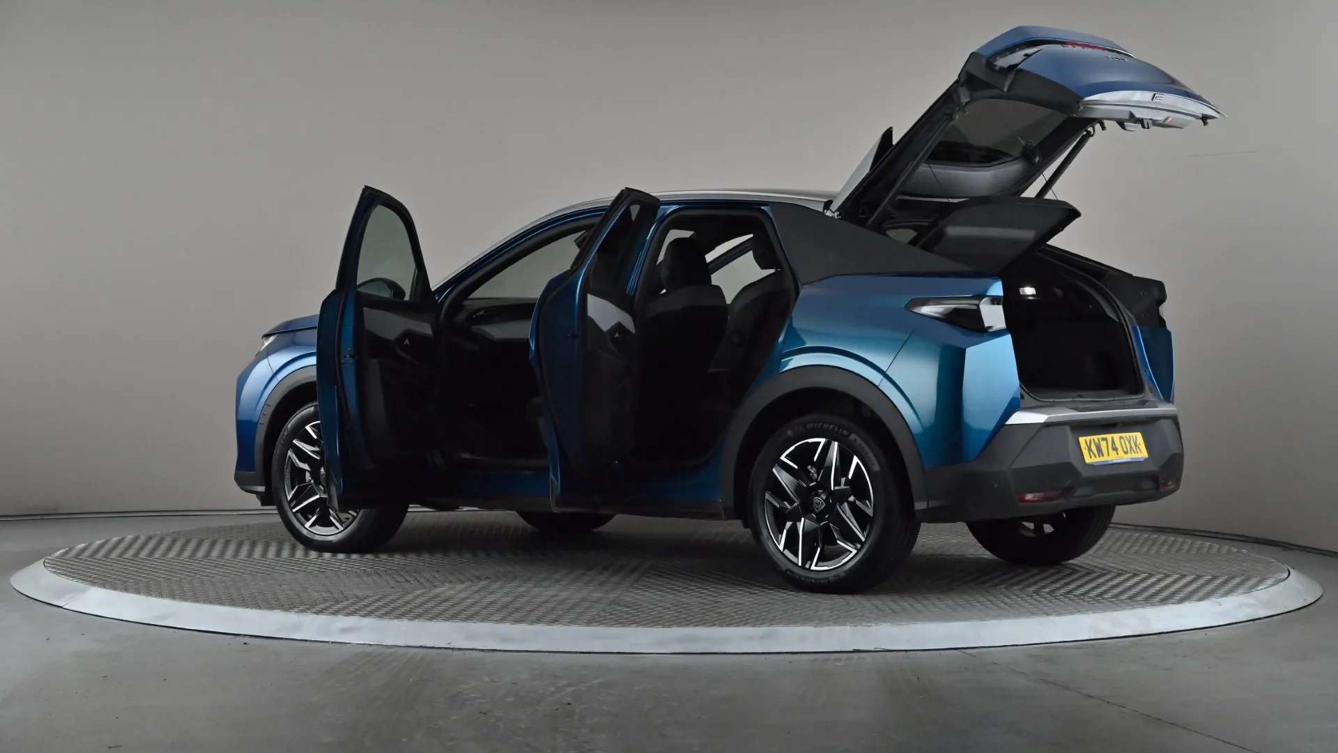 2024 PEUGEOT 3008 2024 PEUGEOT 3008