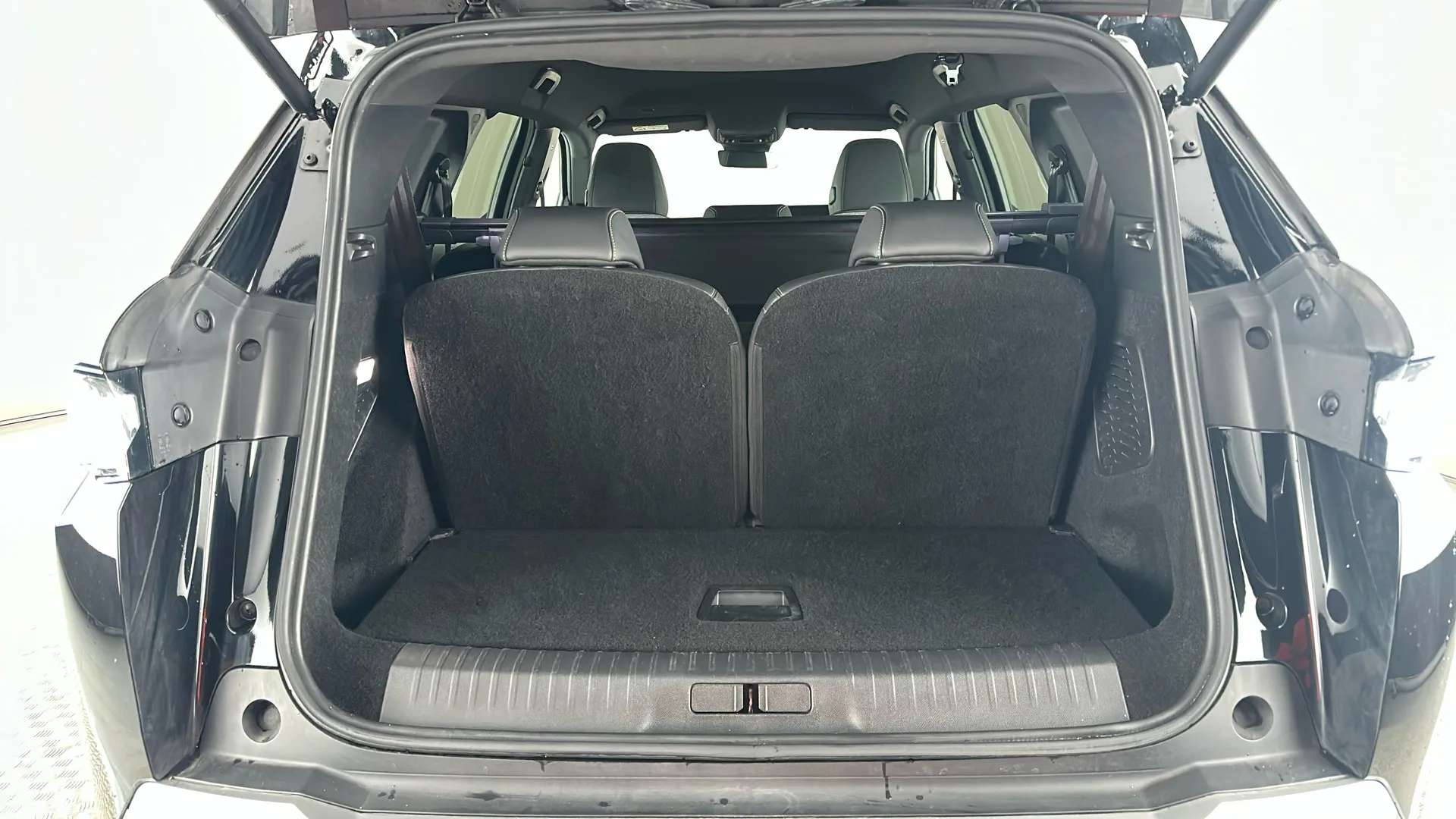 2024 PEUGEOT 5008 2024 PEUGEOT 5008