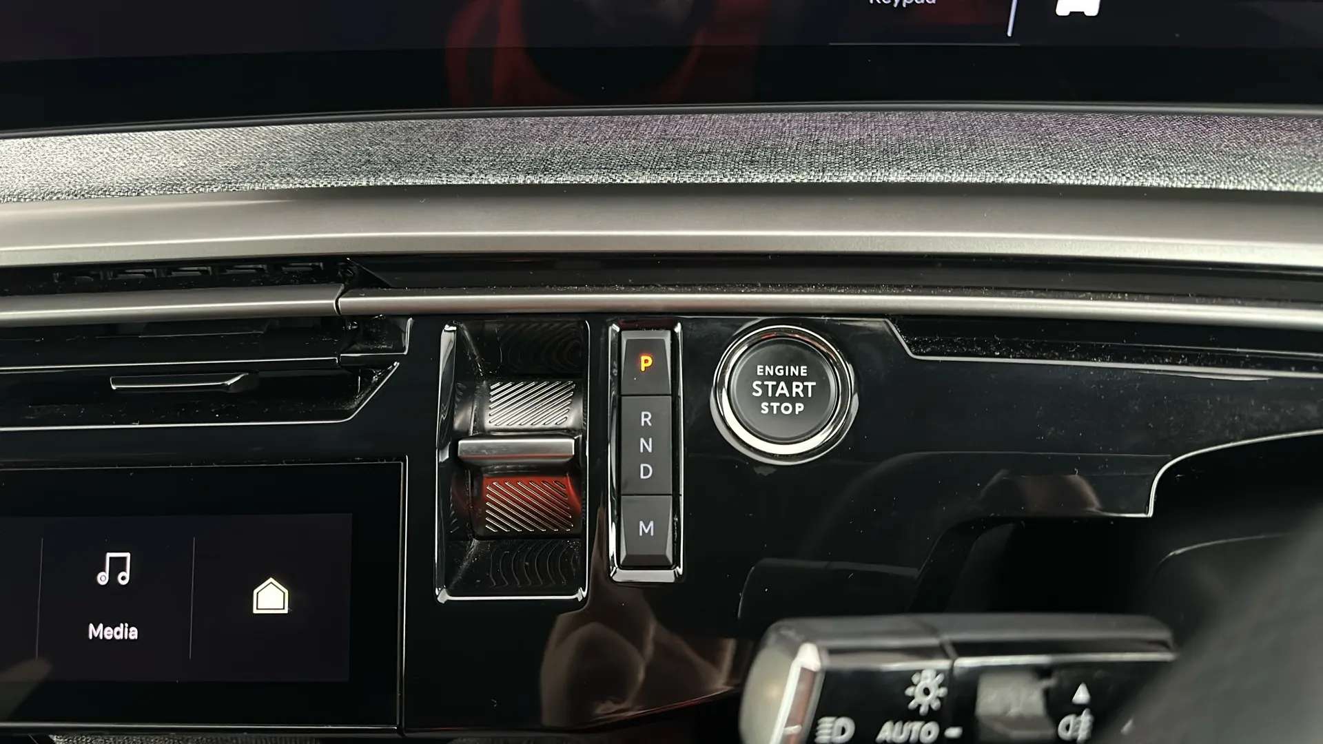 2024 PEUGEOT 5008 2024 PEUGEOT 5008