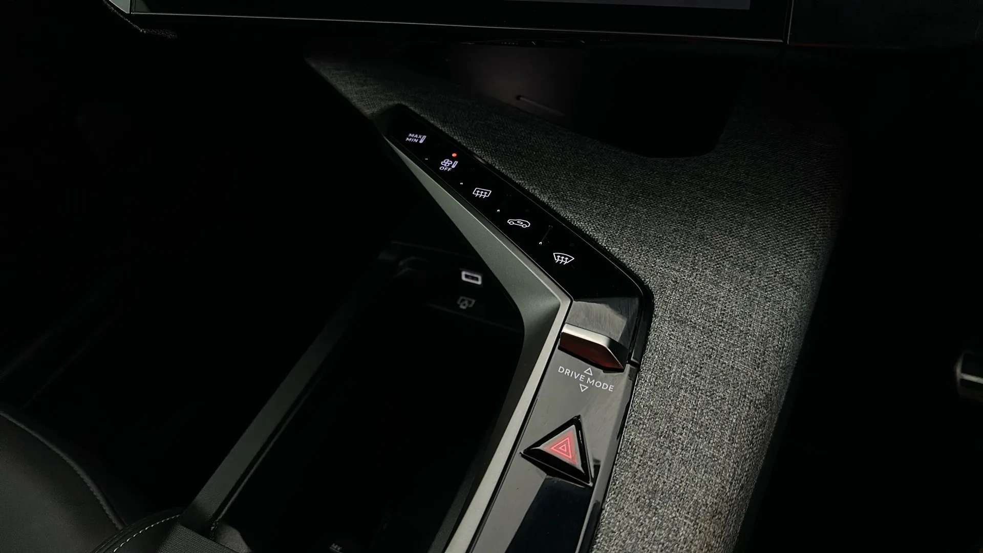 2025 PEUGEOT 3008 2025 PEUGEOT 3008