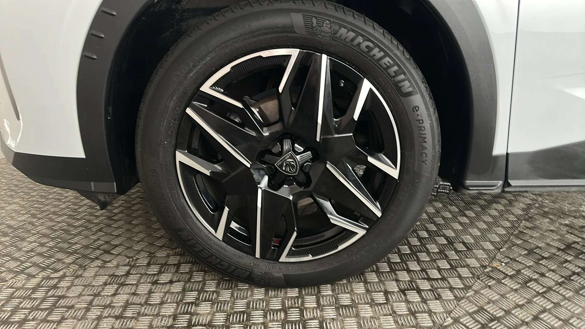 2025 PEUGEOT 3008 2025 PEUGEOT 3008