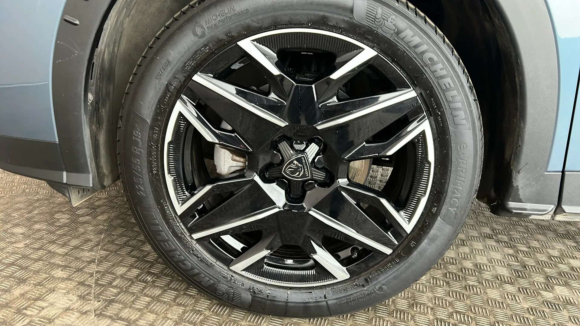 2025 PEUGEOT 3008 2025 PEUGEOT 3008